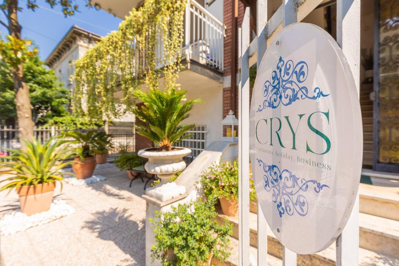 Crys: Apartments, Holiday, Business, Blu Verona Exterior photo