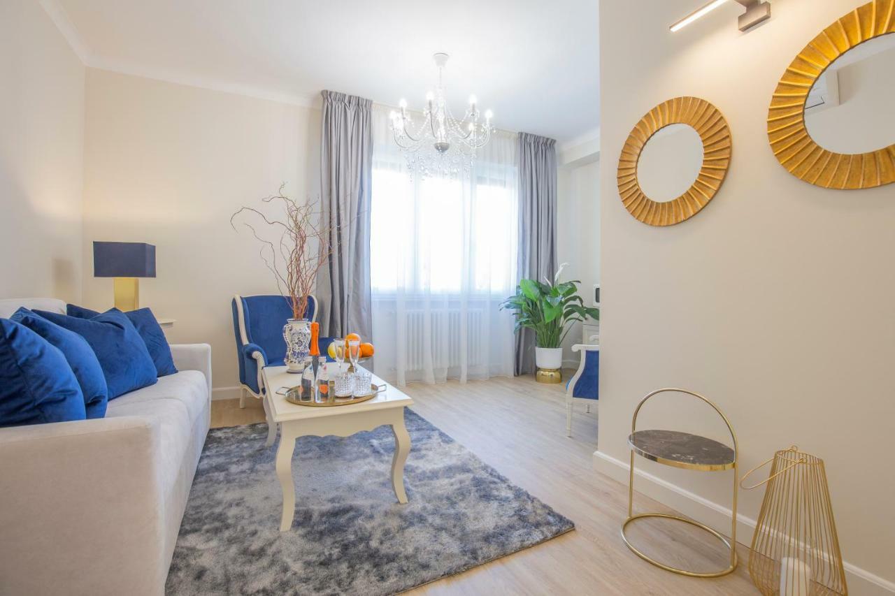Crys: Apartments, Holiday, Business, Blu Verona Exterior photo